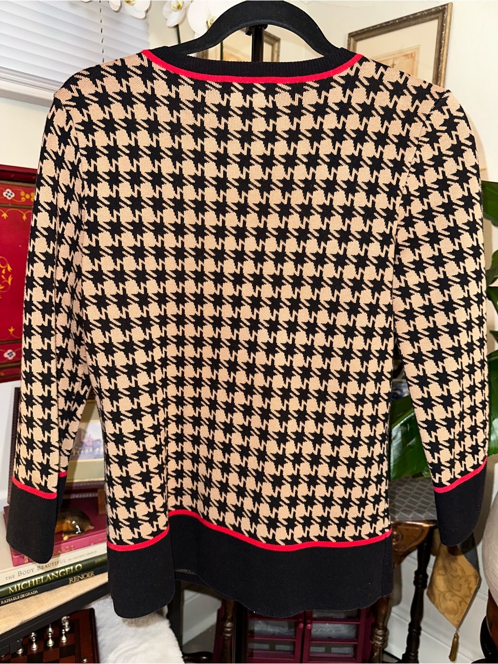 Karl Lagerfeld Black, Cream & Pink Houndstooth Cardigan - Picture 4 of 5